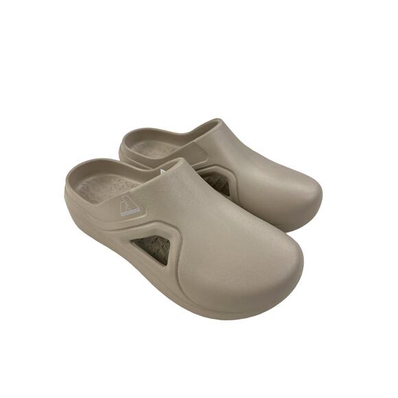 Eddie Bauer - High Jinx Clogs in Taupe - Picture 1 of 5